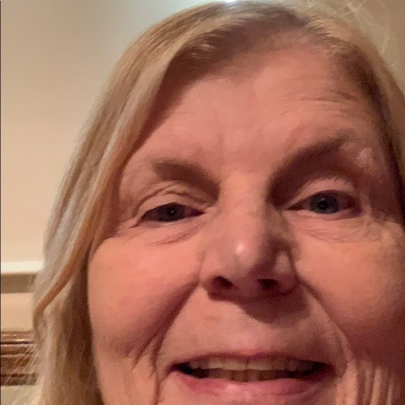 Meet your Posher, Sharon - Picture 1 of 1